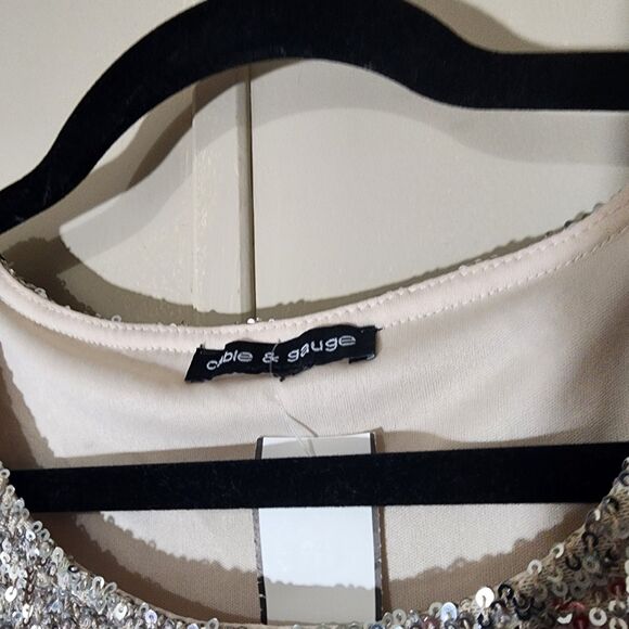 Cable & Gauge Gold Sequin Short Sleeve Puff Dress Size M - Picture 4 of 11